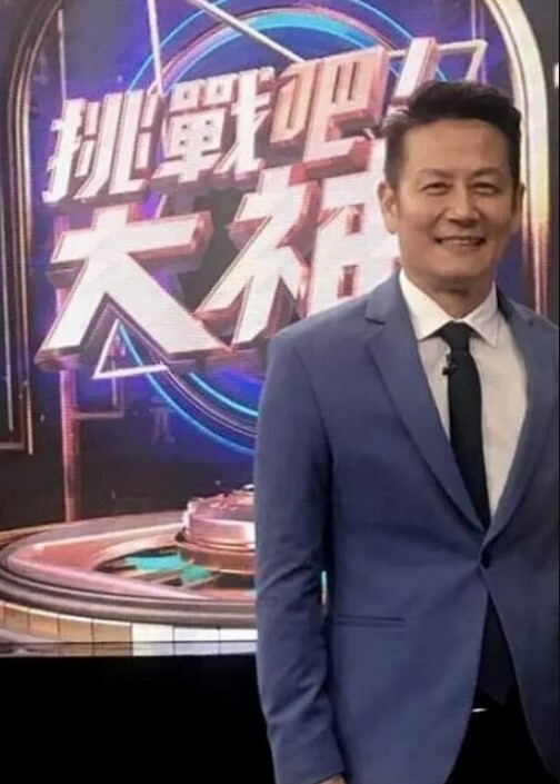 淫乱大战骚气姐妹 - 腾迅影视